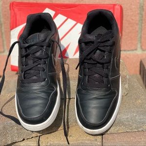 WMNS Nike EBERNON Low SOLD
